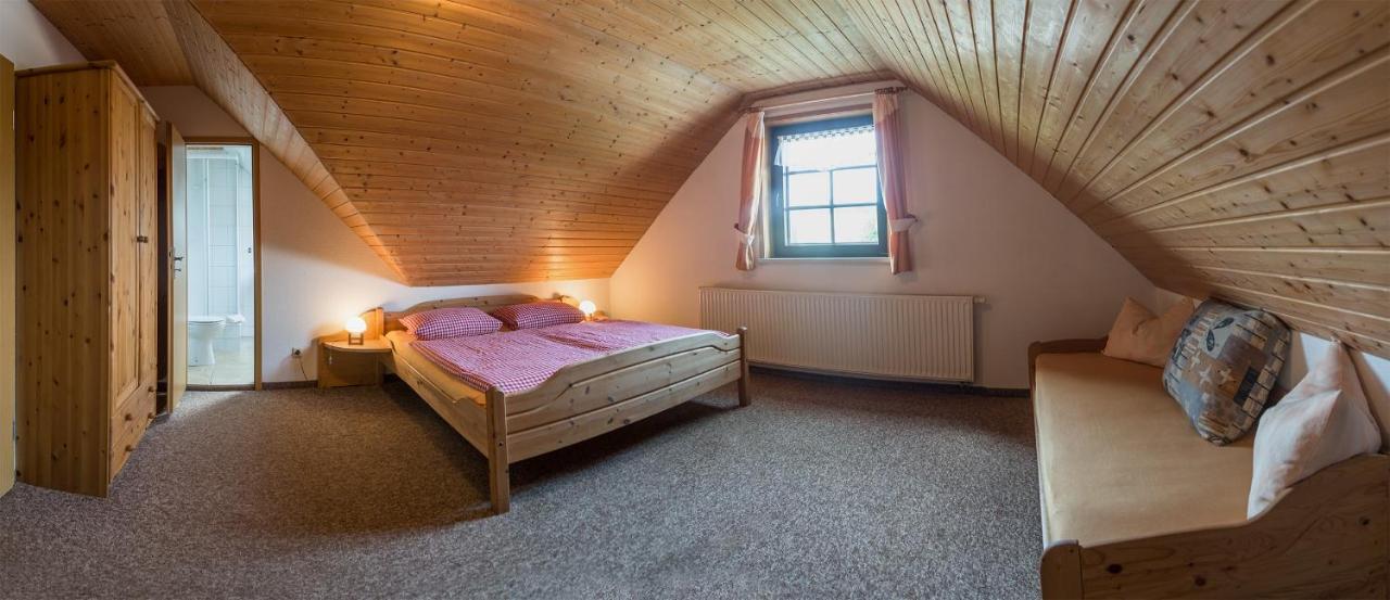 Am Roten Hammer I Gasthof Und Pension Oberwiesenthal Luaran gambar