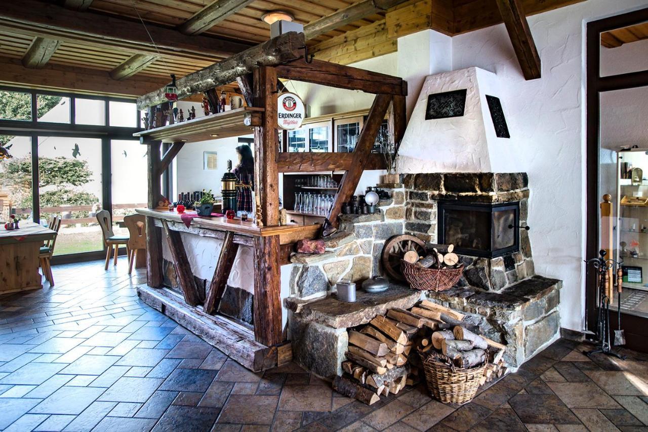 Am Roten Hammer I Gasthof Und Pension Oberwiesenthal Luaran gambar